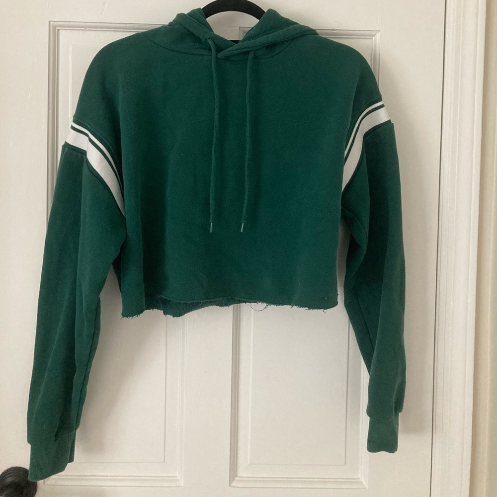 Urban Outfitters Cropped Hoodie. Size Small